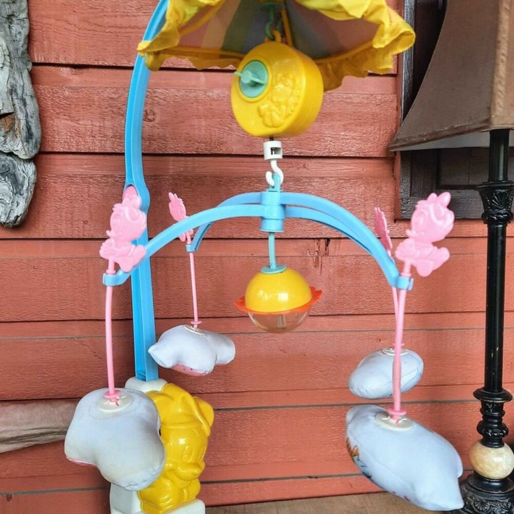 Vintage Disney STARGLOW Crib Mobile 1989